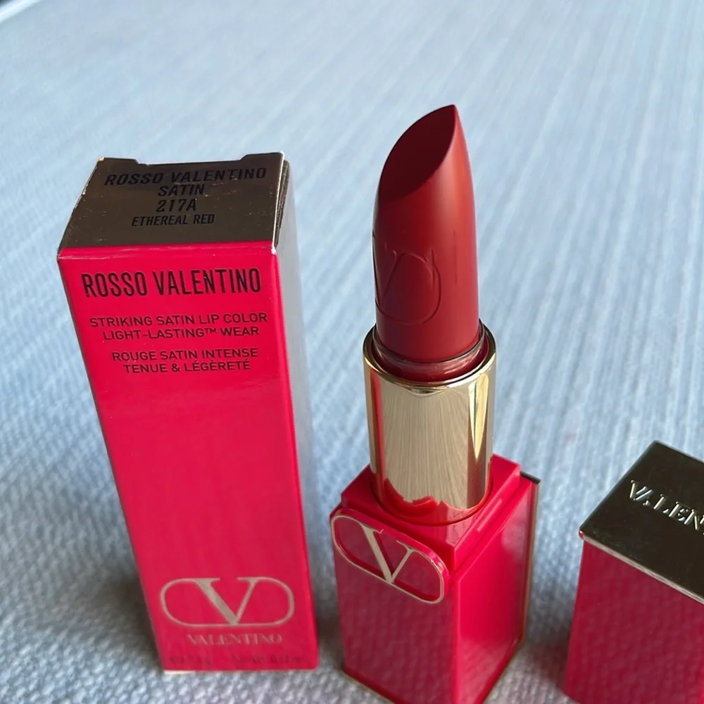 Valentino Rosso Valentino High Pigment Refillable Lipstick - 217A